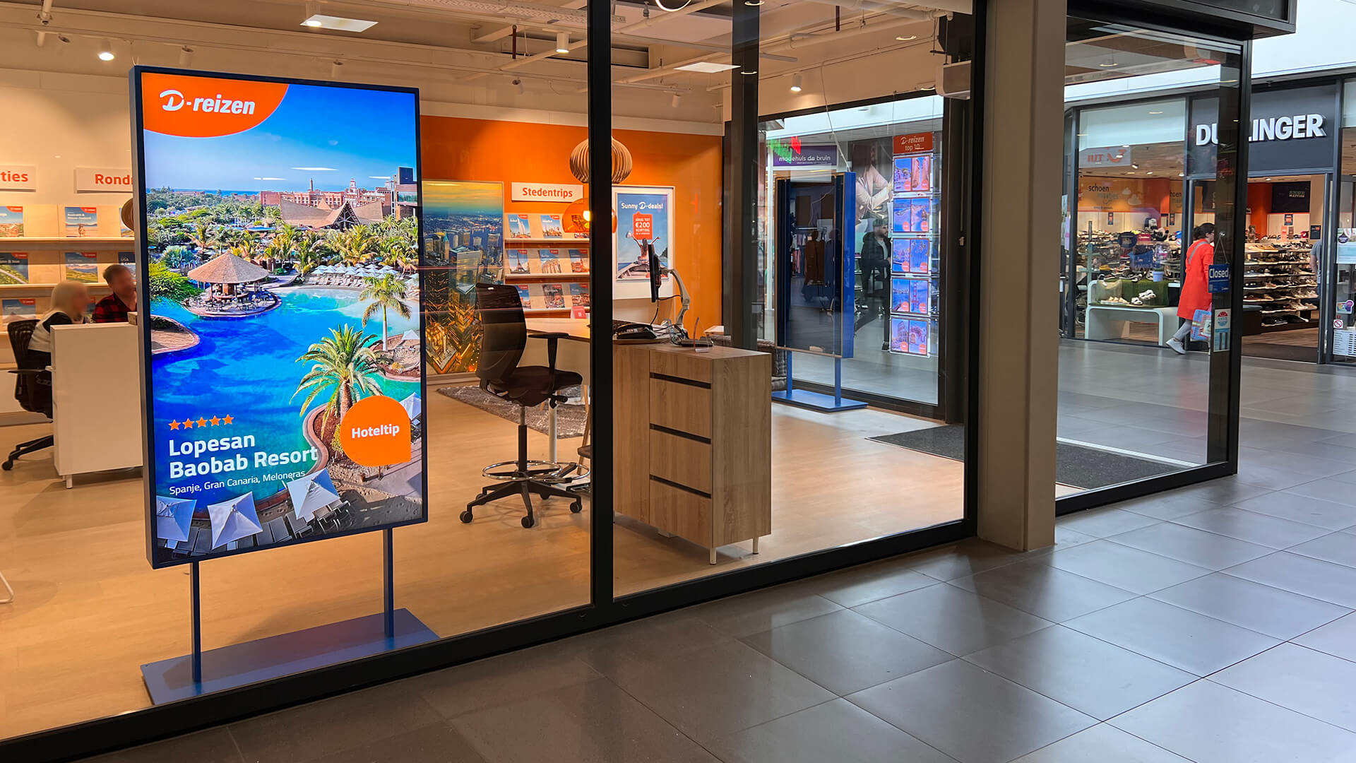 D-reizen zet Digital Signage in na succesvolle pilot afbeelding